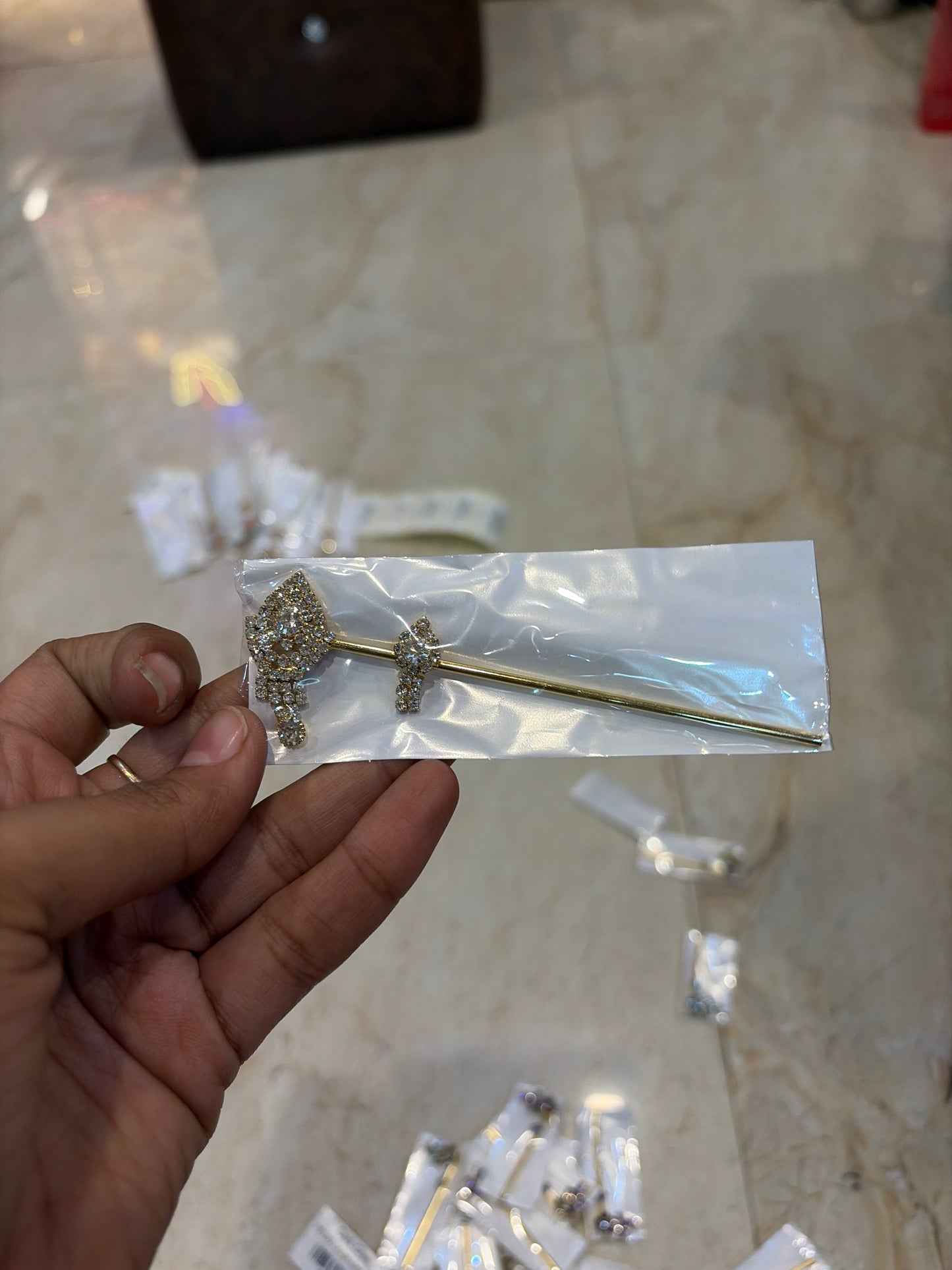 AD Kundan Elegant Bansuri for Shri Krishna & Laddu Gopal Bansuri (Size 4to7)