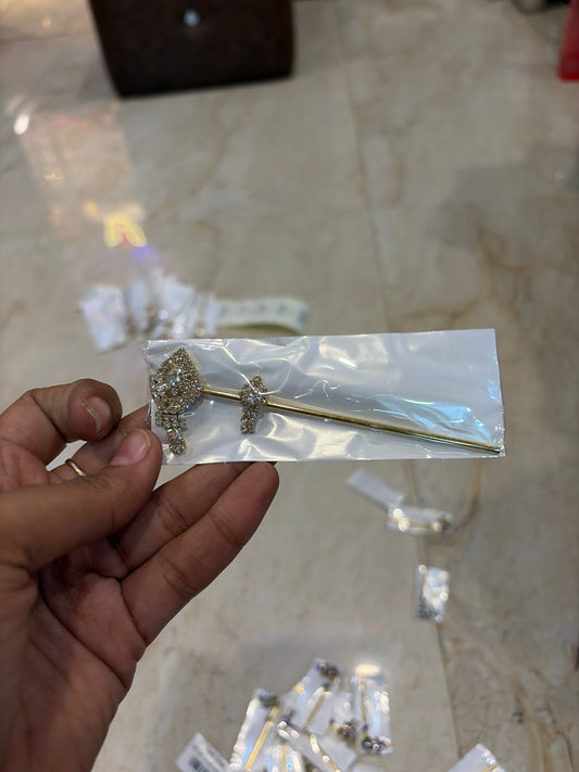 AD Kundan Elegant Bansuri for Shri Krishna & Laddu Gopal Bansuri (Size 4to7)